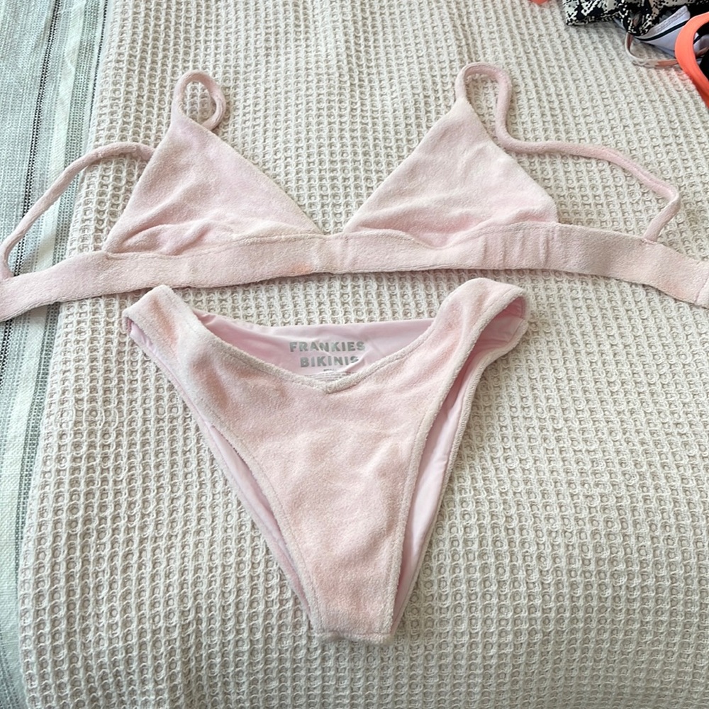 Frankie’s bikini